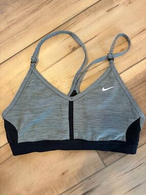 Nike Grey & Black Strappy Low-Impact Sports Bra